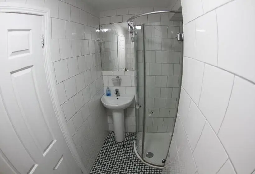 Triple Room Sea View, Rolling Wave Guesthouse