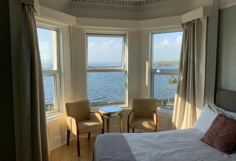 带海景的高档三人间, Rolling Wave Guesthouse