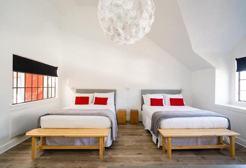 غرفة قياسية, Atterdag Inn