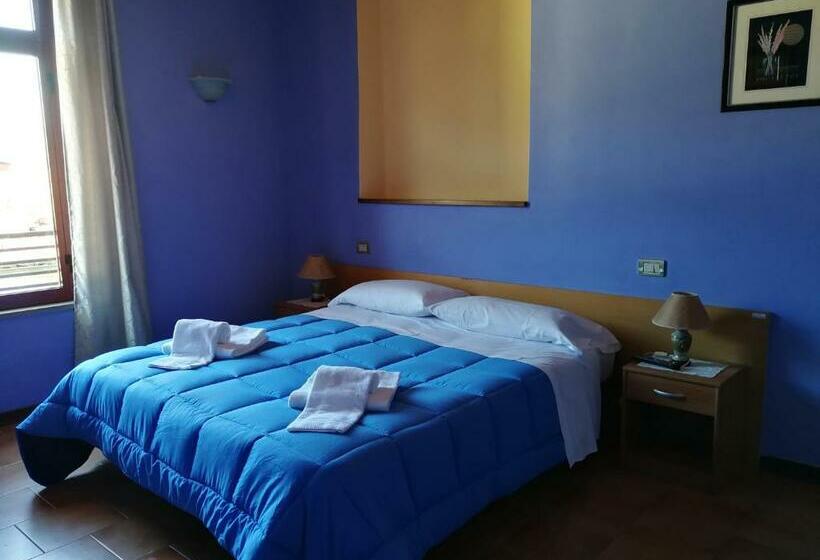 חדר סטנדרט, Al 182