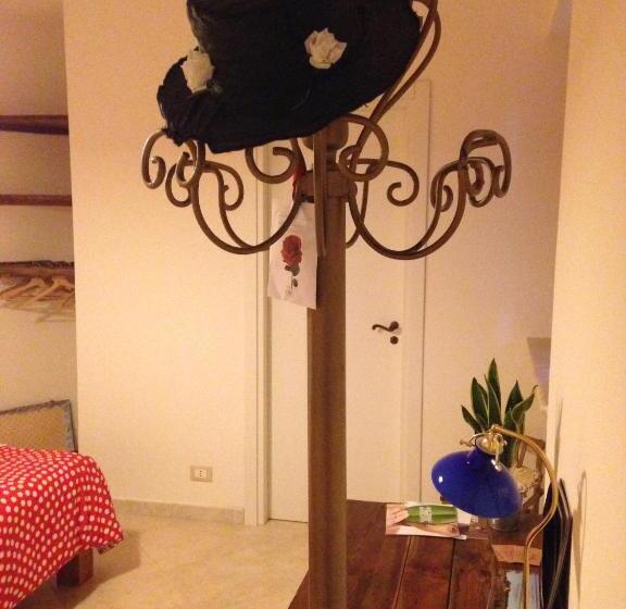 اتاق استاندارد, C Era Una Volta