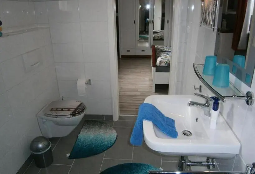 Deluxe Room, Pension Sander