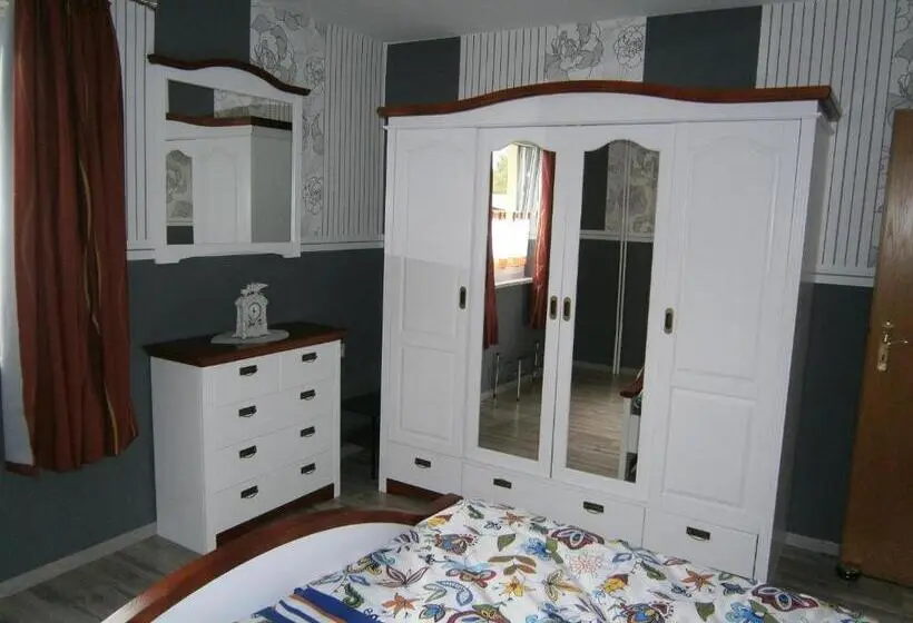 Deluxe Room, Pension Sander