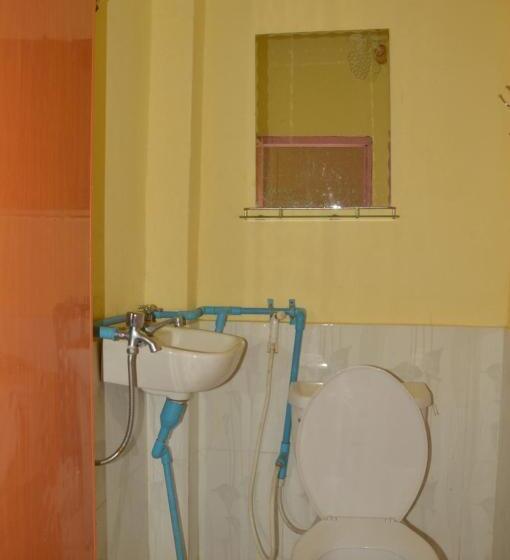 اتاق استاندارد, Sunflower Guesthouse