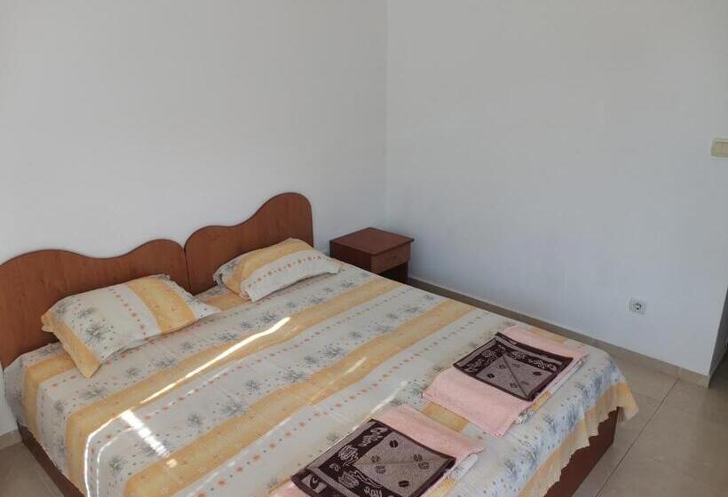 스탠다드 발코니 룸, къща за гости кадиеви