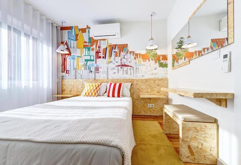 غرفة قياسية مزوَّدة بشُرفة, Do Mercado