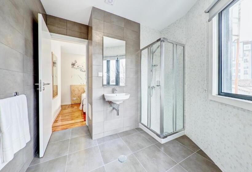 غرفة ديلوكس, Do Mercado