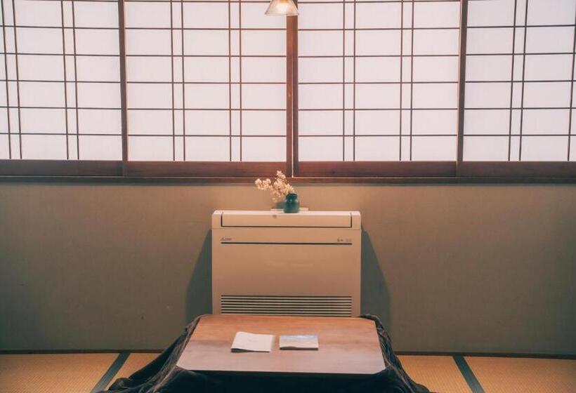 اتاق استاندارد با سرویس بهداشتی مشترک, Raicho Onsen Inn