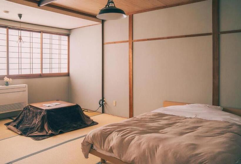 اتاق استاندارد با سرویس بهداشتی مشترک, Raicho Onsen Inn