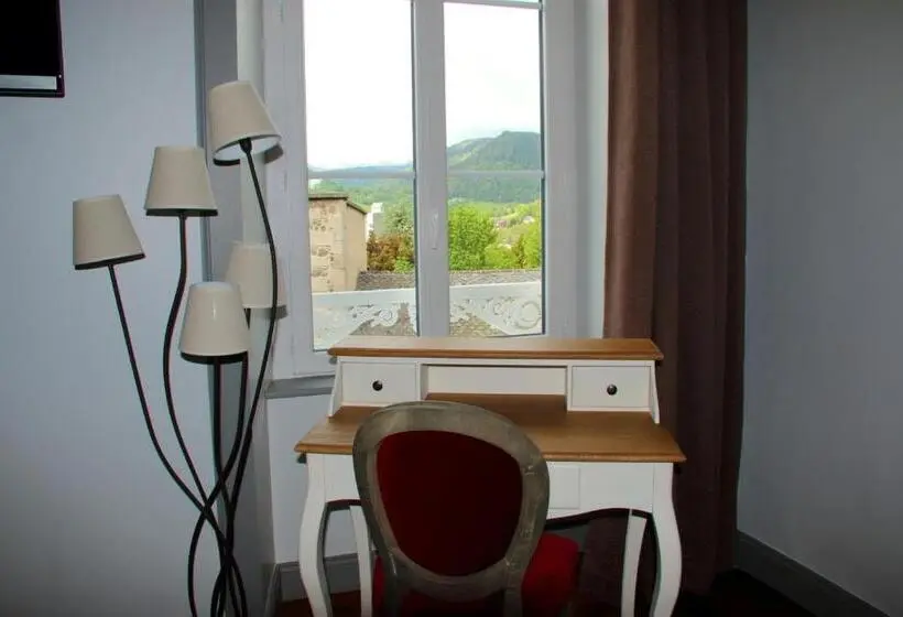 バルコニー付きスタンダードルーム, Auberge Les Volcans