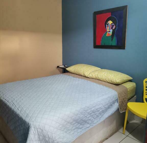 إستوديو قياسى, Chambres En Ville