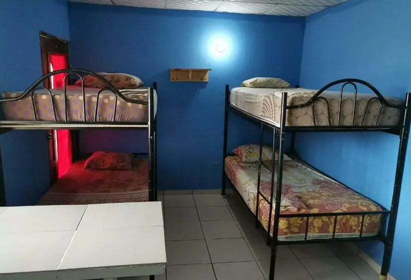 اتاق خانوادگی, Chambres En Ville
