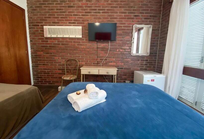 غرفة قياسية ثلاثية, Morada Das Bromelias