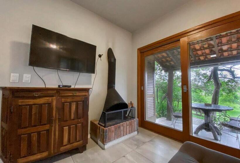 بنجلو ديلوكس, Morada Das Bromelias