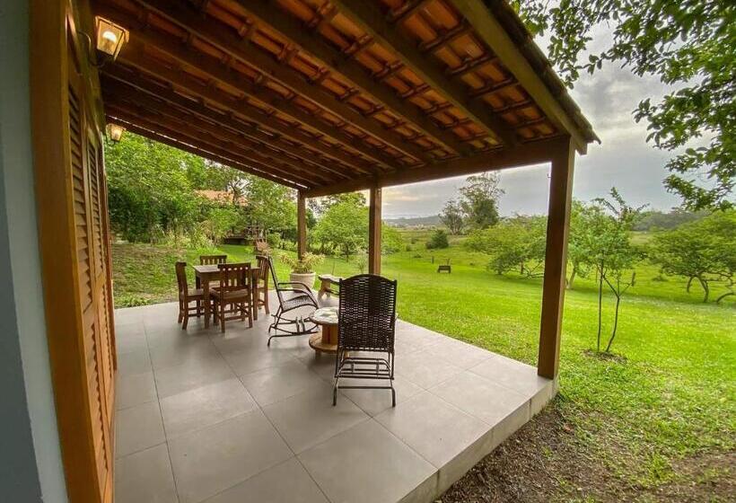 بنجلو ديلوكس, Morada Das Bromelias