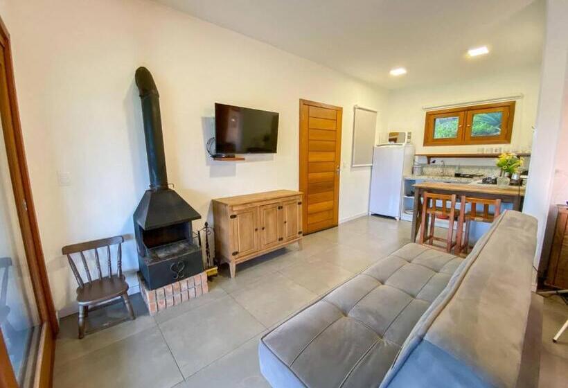 بنجلو ديلوكس, Morada Das Bromelias