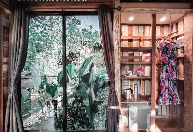 اتاق لوکس, Nature Hill