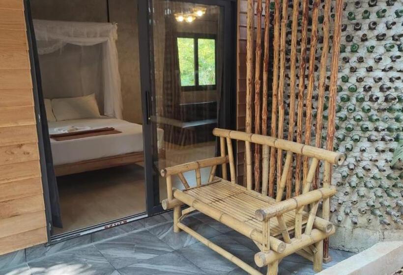 اتاق ساده سه نفره, Nature Hill