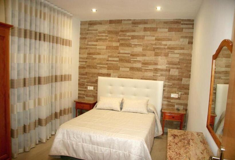 스탠다드 룸, Hostal Restaurante Grela