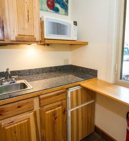 غرفة قياسية ثلاثية, Eagle Peak Guesthouse