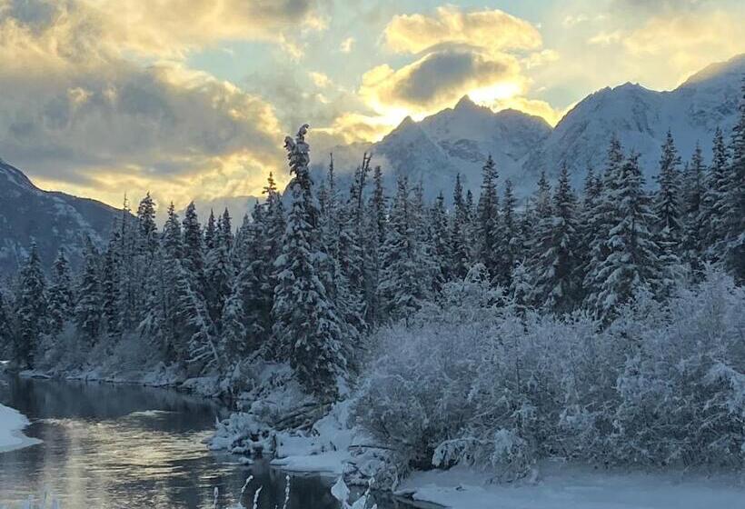 غرفة قياسية ثلاثية, Eagle Peak Guesthouse