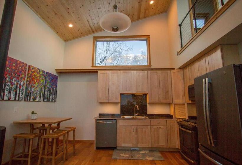 منزل غرفتين نوم, Eagle Peak Guesthouse