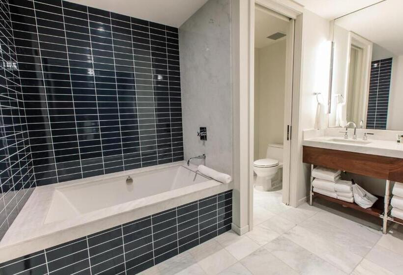 سوئیت با تخت بزرگ, Fairlane Hotel Nashville, By Oliver