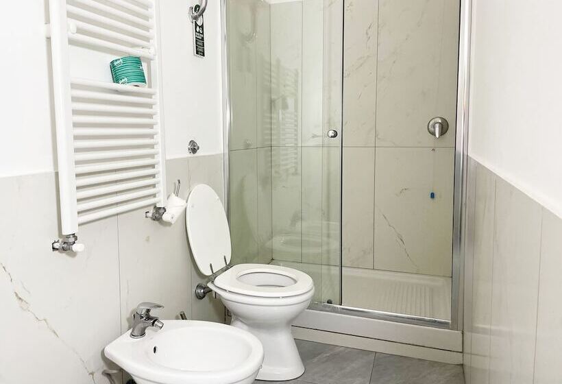 ファミリールーム, Il Vecchio Fauno