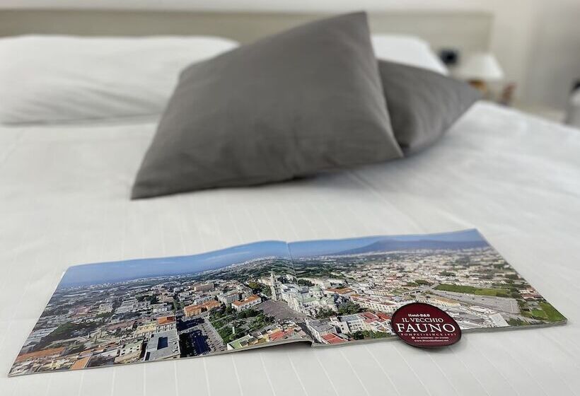 ファミリールーム, Il Vecchio Fauno