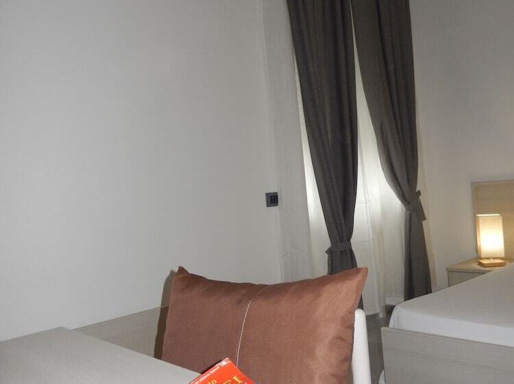 ファミリールーム, Il Vecchio Fauno