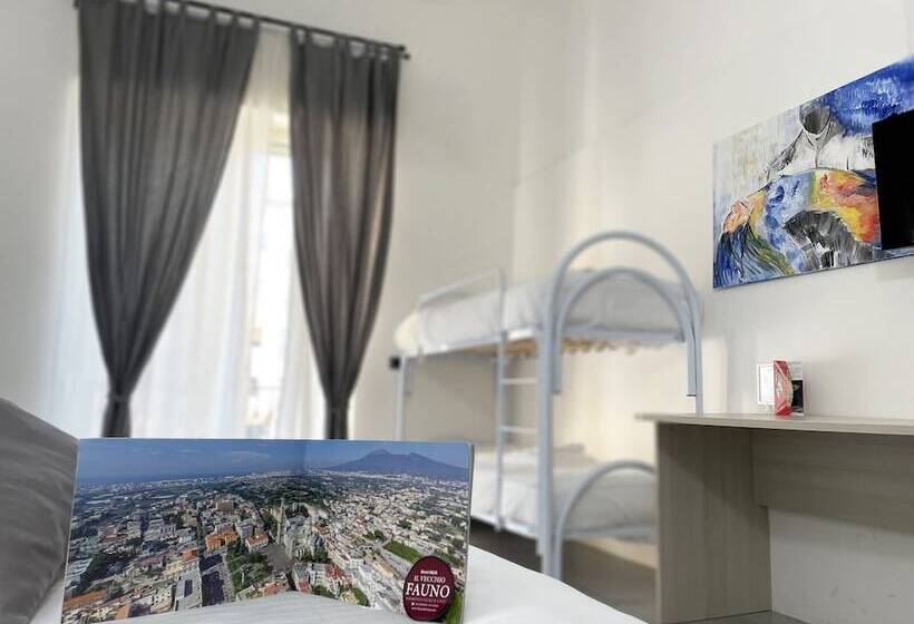 ファミリールーム, Il Vecchio Fauno