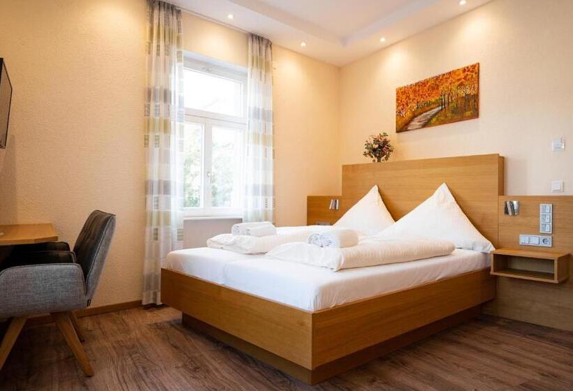 Номер Стандарт, Zur Krone Leimen