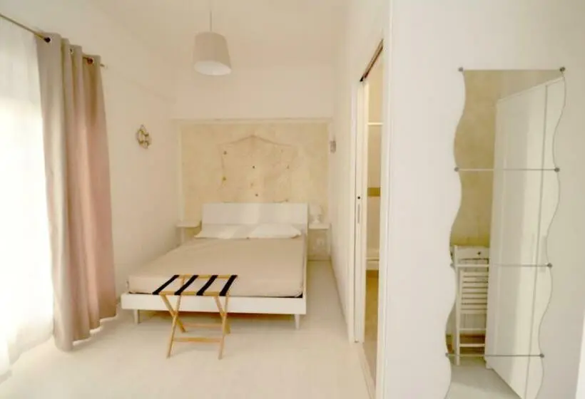 اتاق استاندارد, B&b I 100 Passi