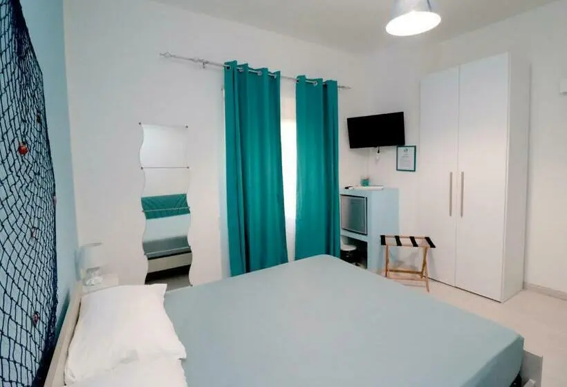 اتاق استاندارد سه نفره, B&b I 100 Passi