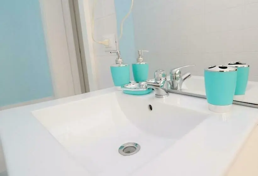 اتاق استاندارد سه نفره, B&b I 100 Passi