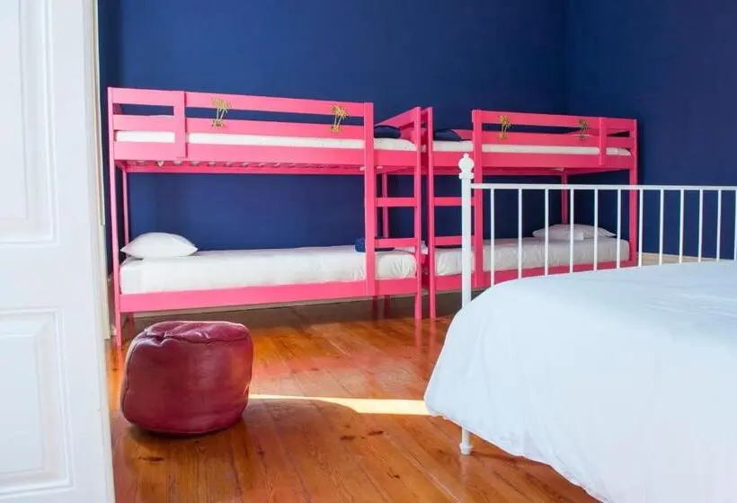 اتاق لوکس خانوادگی, La Palma Hostel Leiria