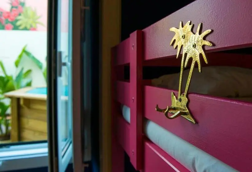 تختخواب در اتاق مشترک, La Palma Hostel Leiria