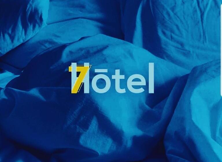 סטודיו דלוקס, 7