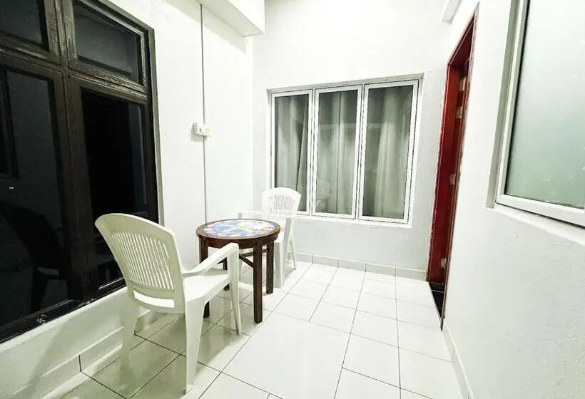 سوییت, Valhali Guesthouse
