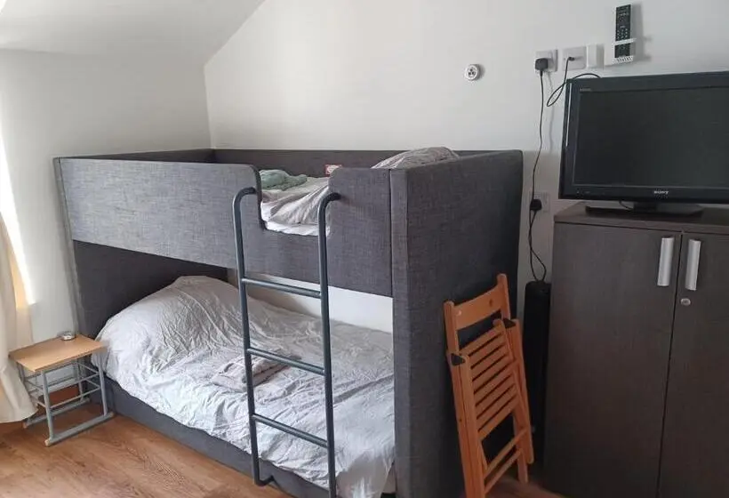 オーシャンビューファミリールーム, Voyage Hostel   Ensuite Family Rooms With Shared Kitchen