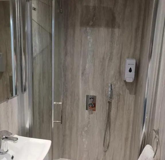 ファミリールーム, Voyage Hostel   Ensuite Family Rooms With Shared Kitchen