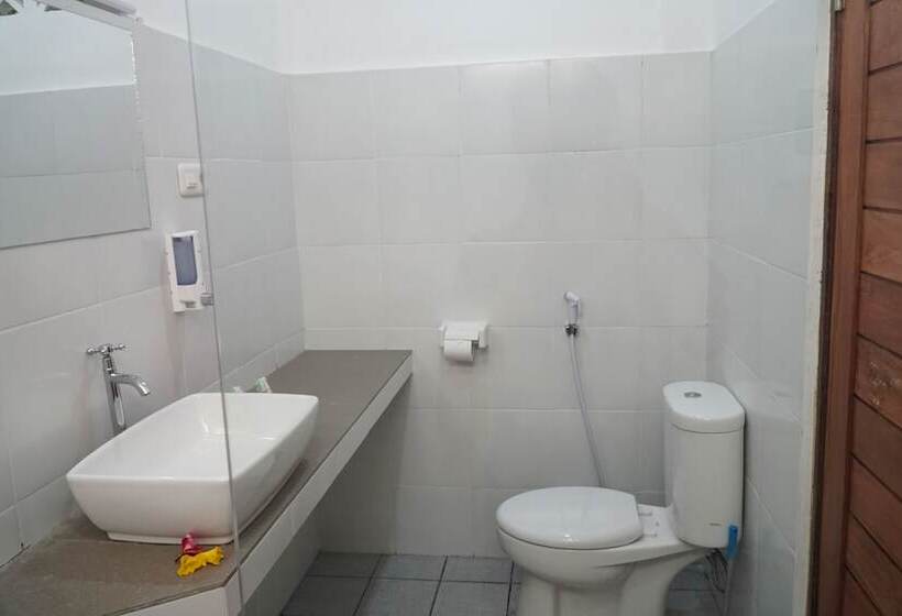 プールビュースタンダードルーム, Gili Pirates Dive & Bnb