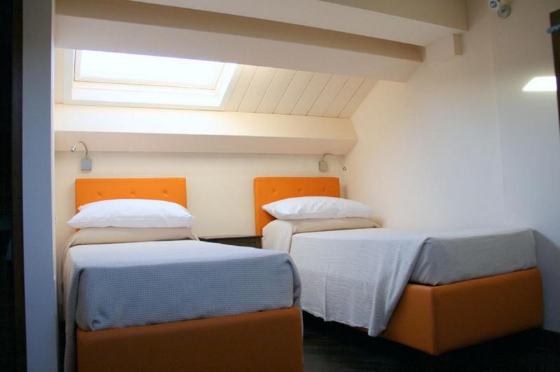 غرفة قياسية رباعية, La Tana Dei Leoni