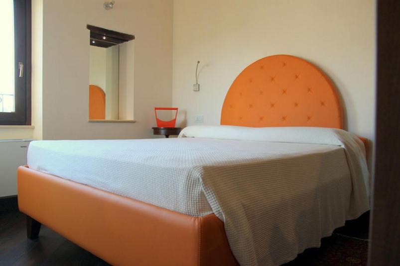 غرفة قياسية رباعية, La Tana Dei Leoni