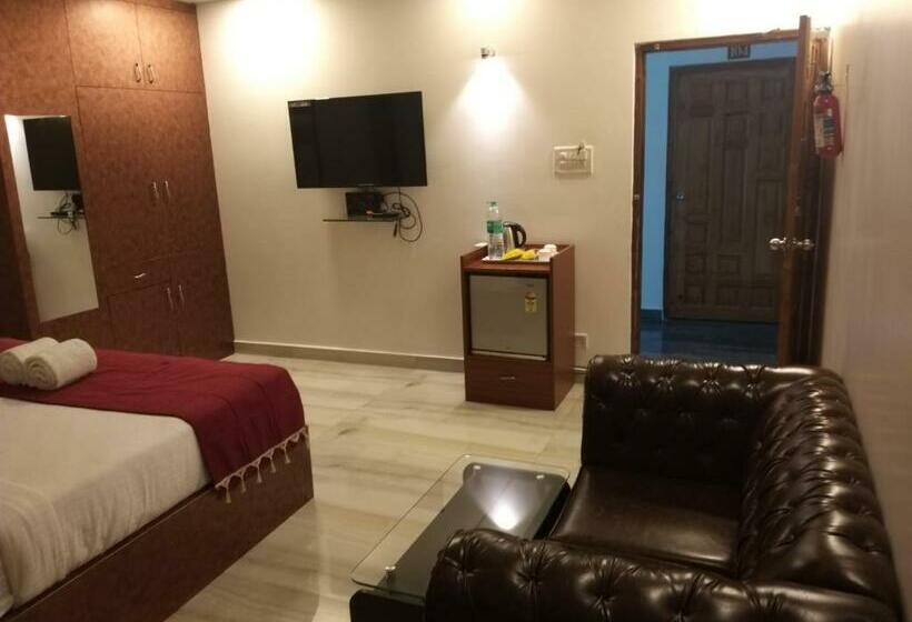 غرفة ديلوكس, De Pebbles