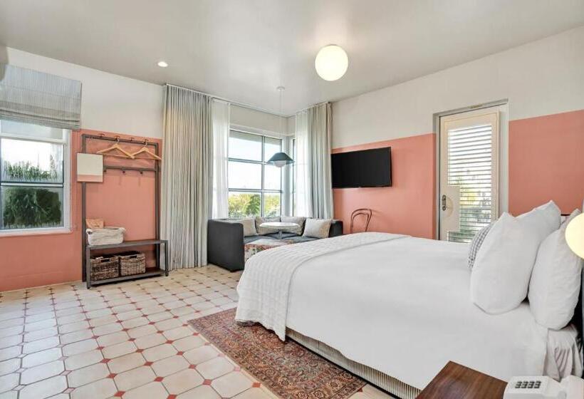 חדר סטנדרט עם מיטת קינג, Trouvail Miami Beach