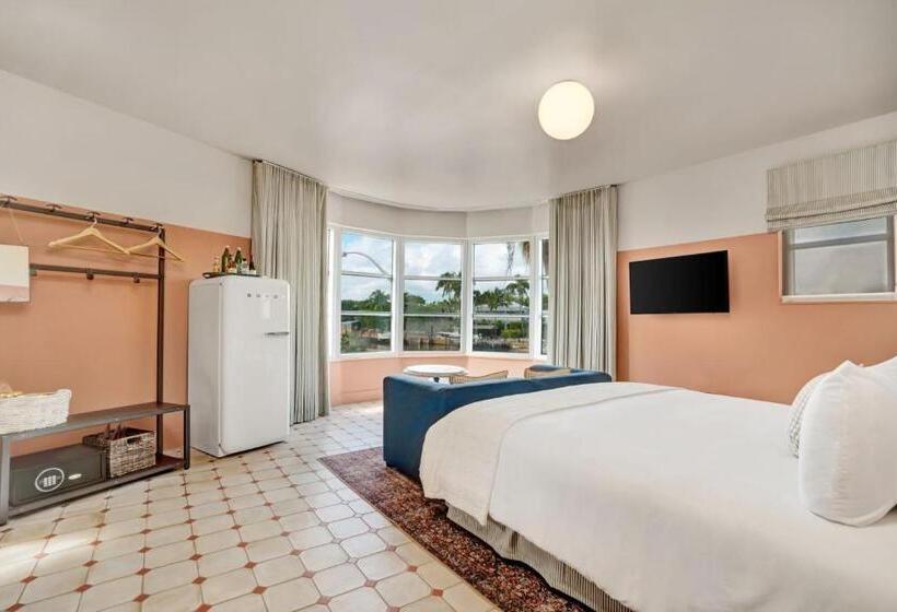 סטודיו סטנדרט, מיטה זוגית, Trouvail Miami Beach