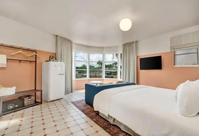 キングサイドベッドのスタンダードワンルーム, Trouvail Miami Beach