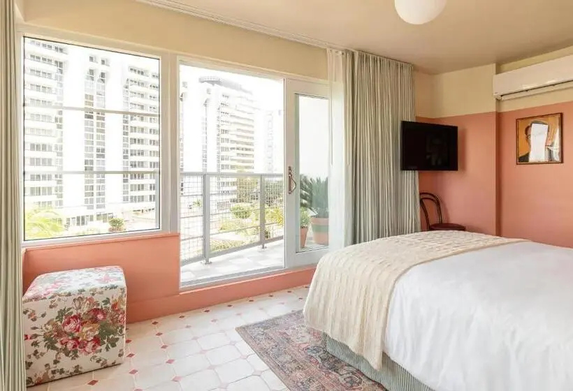 バルコニー付きスタンダードルーム, Trouvail Miami Beach