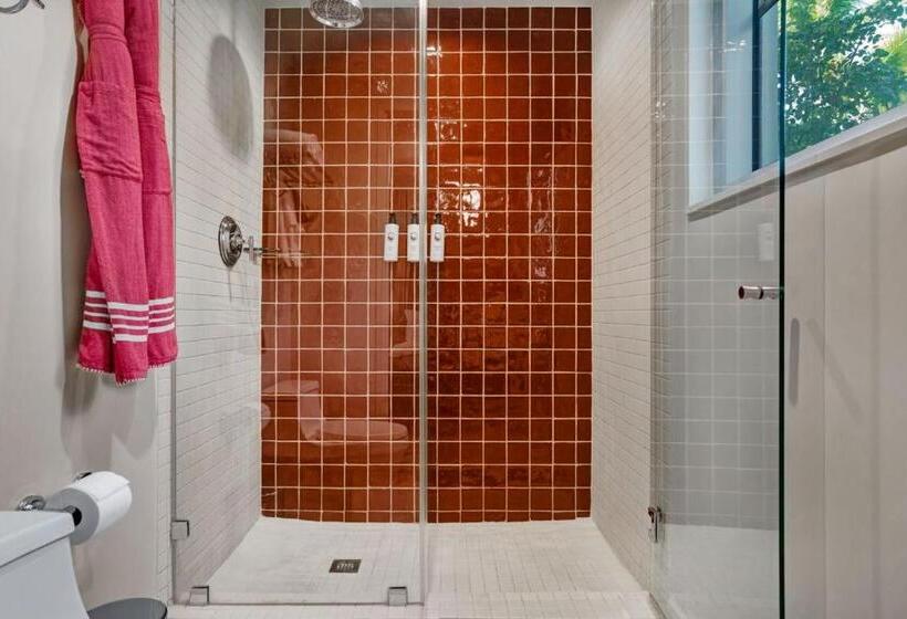 豪华房间, Trouvail Miami Beach